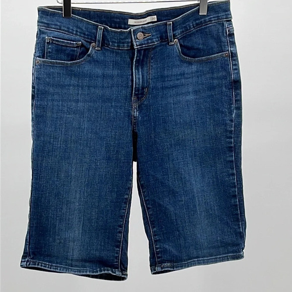 Levi's Classic Bermuda Denim Shorts in Lapis Midnight - Size 30 - Picture 2 of 10